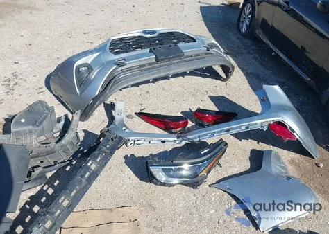 2021 Toyota Highlander Xle z USA, uszkodzony, nr VIN 5TDGZRAH1MS048820